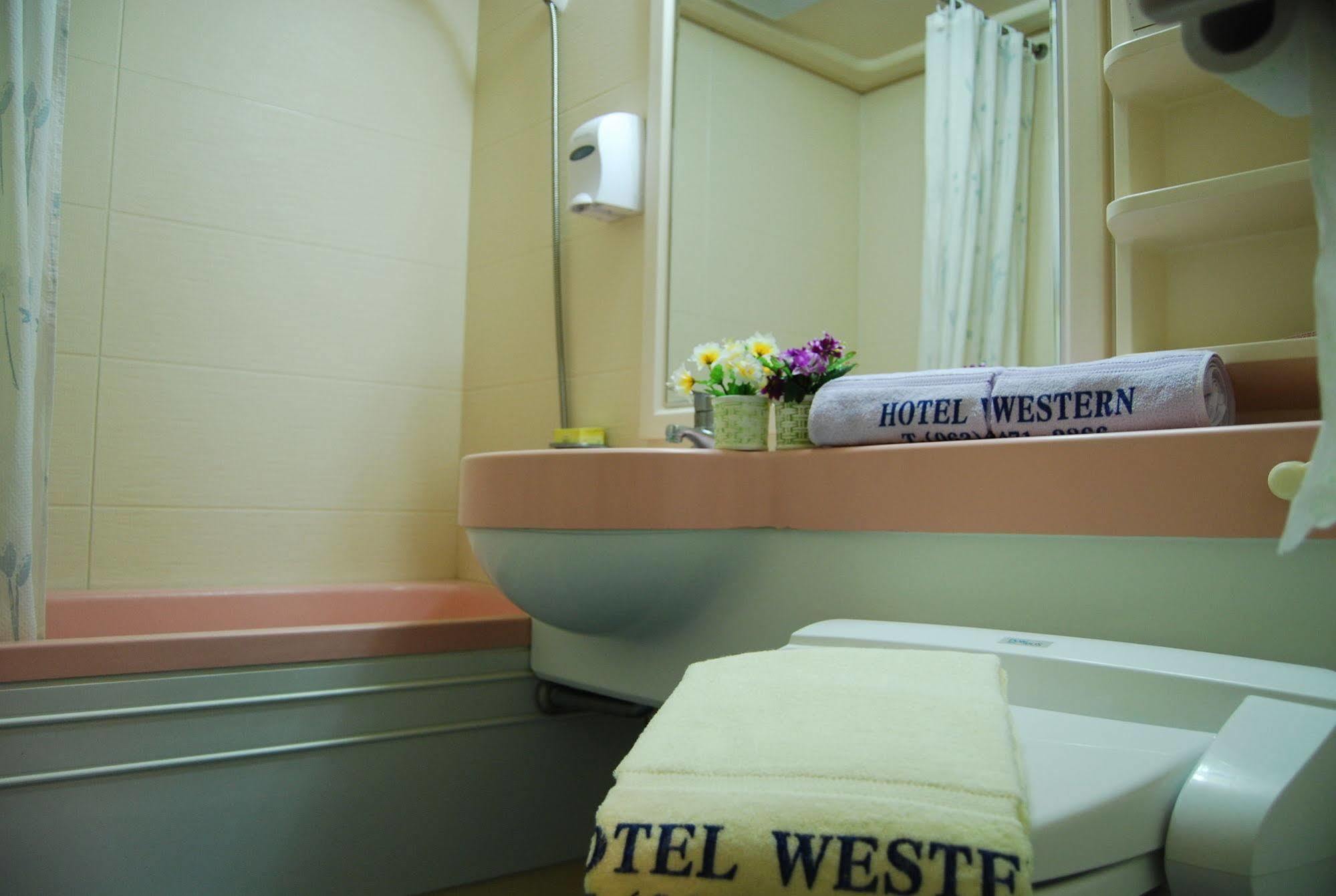 Gunsan Western Hotel Ngoại thất bức ảnh