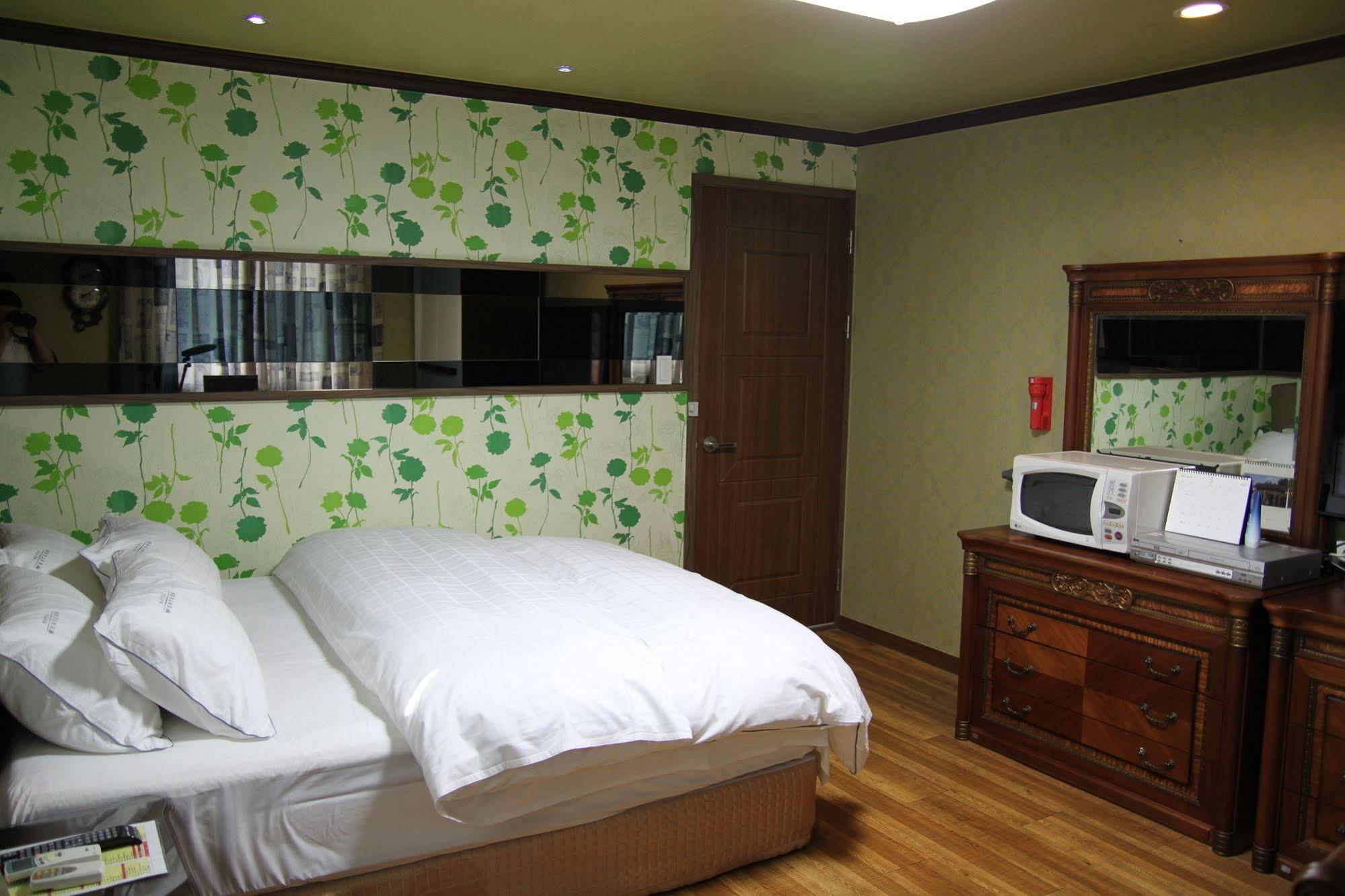 Gunsan Western Hotel Ngoại thất bức ảnh